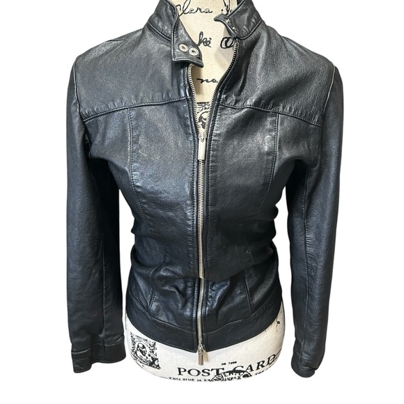 Vera Pelle Black Rain Leather Moto  Jacket Sz Medium - Picture 1 of 15